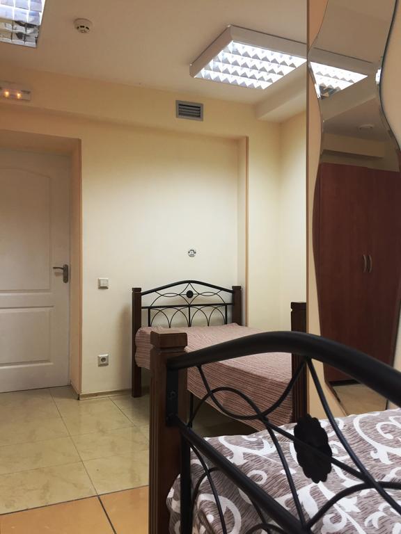 Westend Hostel Kiev Phòng bức ảnh