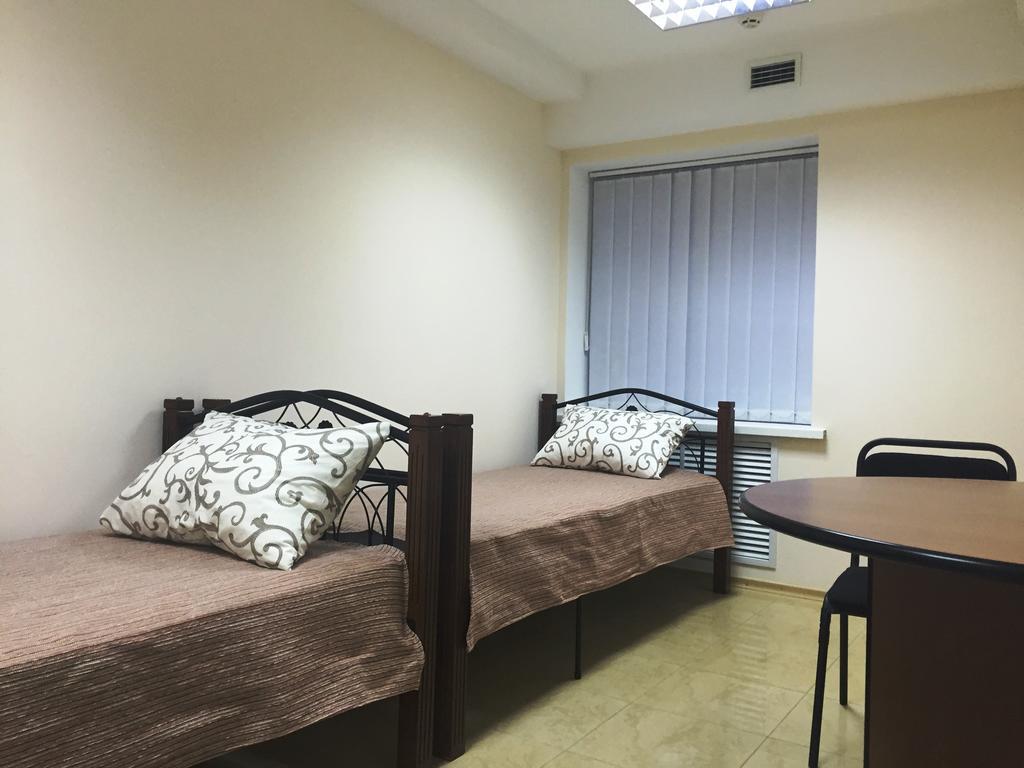 Westend Hostel Kiev Ngoại thất bức ảnh