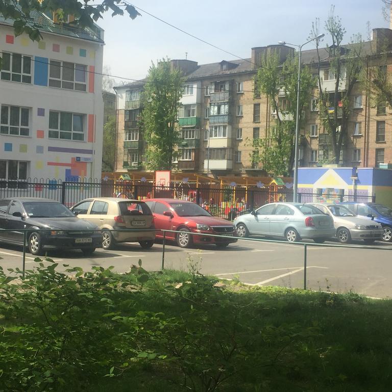 Westend Hostel Kiev Ngoại thất bức ảnh